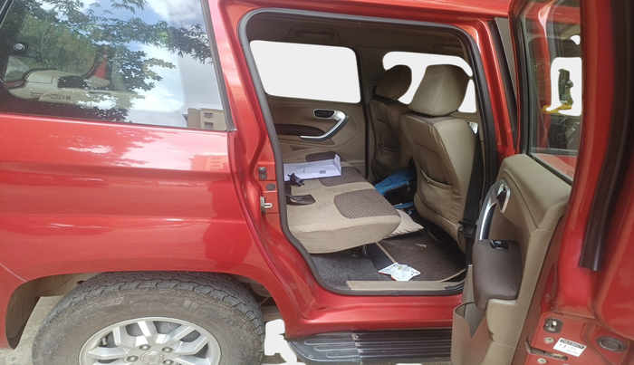 2016 Mahindra TUV300 T8, Diesel, Manual, 62,905 km, interior