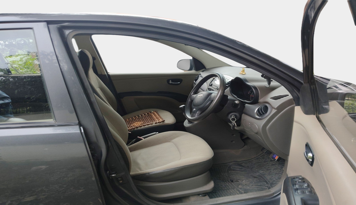 2010 Hyundai i10 SPORTZ 1.2, Petrol, Manual, 67,267 km, interior