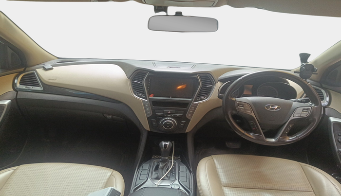 2015 Hyundai Santa Fe 2 WD AT, Diesel, Automatic, 74,768 km, interior