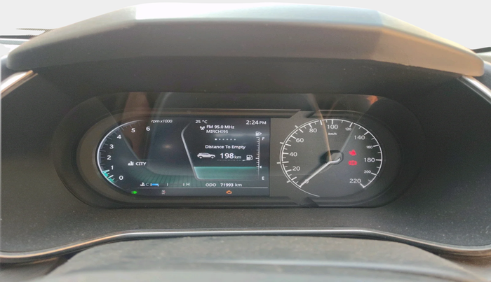 2019 Tata Harrier XZ 2.0L, Diesel, Manual, 71,993 km, interior