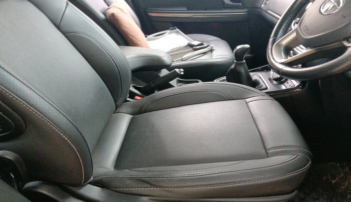 2017 Tata Hexa XT 4X2 6 STR, Diesel, Manual, 1,41,876 km, interior