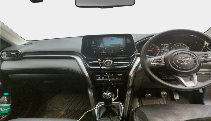 2023 Toyota URBAN CRUISER HYRYDER V AWD NEO DRIVE, Petrol, Manual, 29,480 km, interior