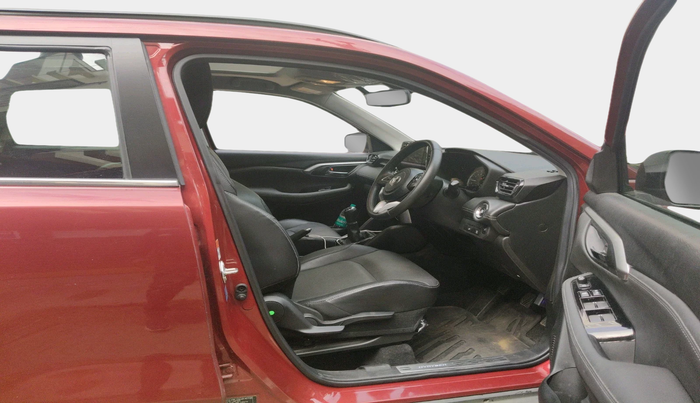 2023 Toyota URBAN CRUISER HYRYDER V AWD NEO DRIVE, Petrol, Manual, 29,480 km, interior