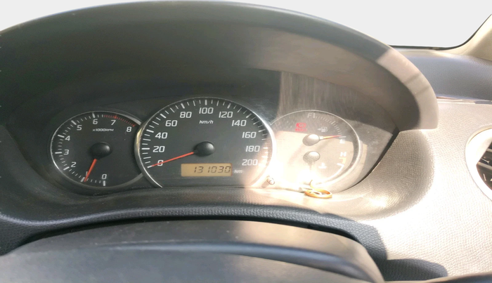 2010 Maruti Swift VXI, Petrol, Manual, 1,31,030 km, interior