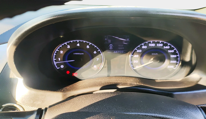 2014 Hyundai Verna FLUIDIC 1.6 VTVT SX OPT, Petrol, Manual, 68,702 km, interior