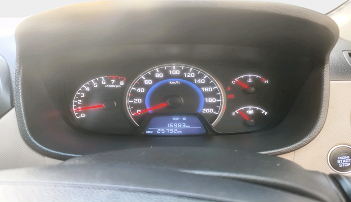 2013 Hyundai Grand i10 SPORTZ 1.2 KAPPA VTVT, Petrol, Manual, 25,792 km, interior