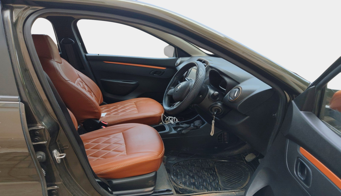 2018 Renault Kwid CLIMBER 1.0 AMT, Petrol, Automatic, 30,099 km, interior
