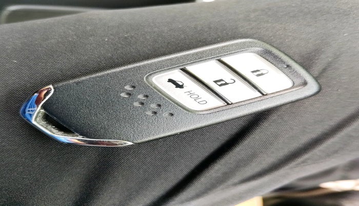 2024 Honda Amaze 1.2L I-VTEC VX CVT, Petrol, Automatic, 2,684 km, interior