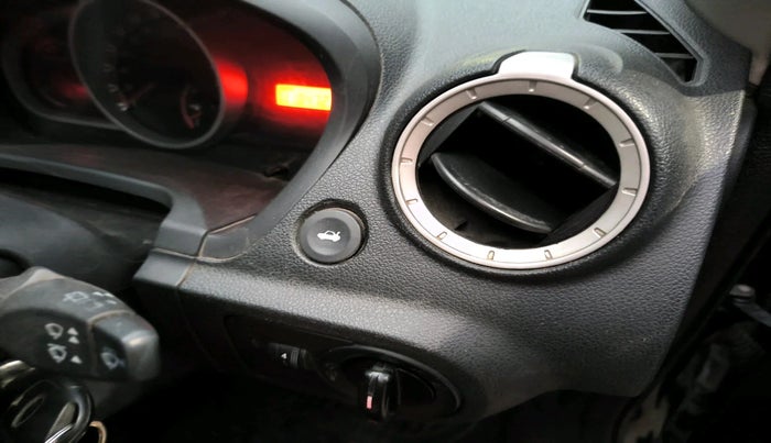 2012 Ford Figo ZXI 1.4 DIESEL, Diesel, Manual, 1,18,472 km, interior