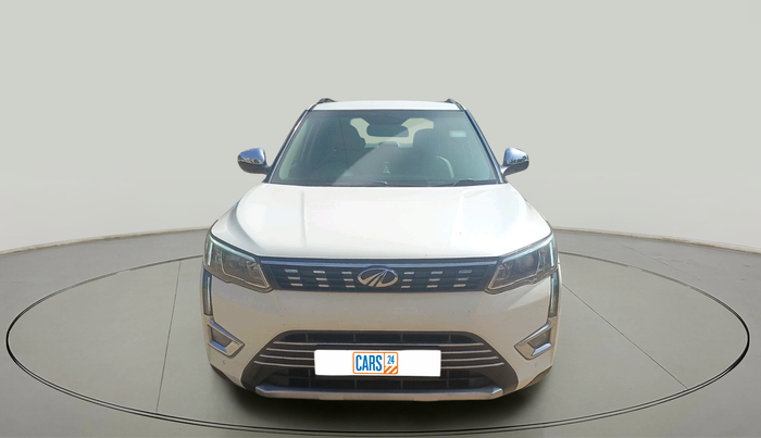 2020 Mahindra XUV300 W8 (O) 1.5 DIESEL AMT, Diesel, Automatic, 53,949 km, exterior