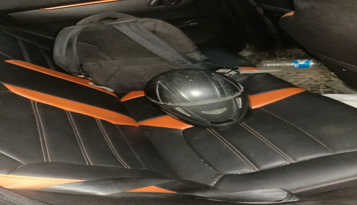 2017 Renault Kwid CLIMBER 1.0, Petrol, Manual, 44,726 km, interior