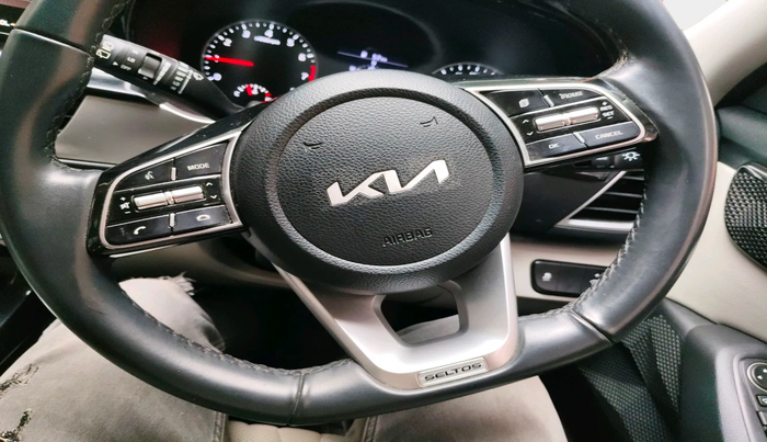 2022 KIA SELTOS HTX 1.5 PETROL, Petrol, Manual, 23,328 km, interior