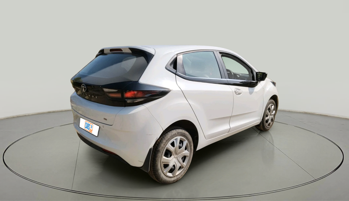 2022 Tata ALTROZ XTA, Petrol, Automatic, 11,140 km, exterior