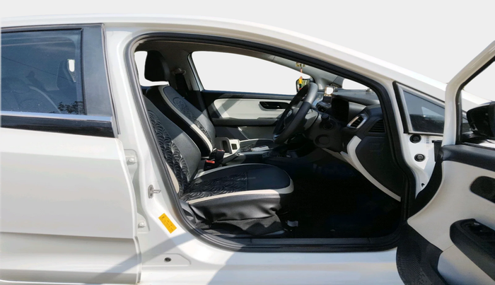 2022 Tata ALTROZ XTA, Petrol, Automatic, 11,140 km, interior