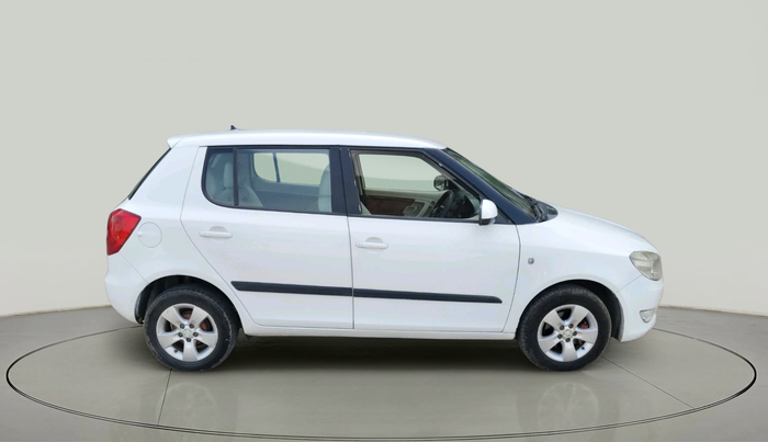 2011 Skoda Fabia ELEGANCE 1.2 MPI, Petrol, Manual, 1,19,095 km, exterior