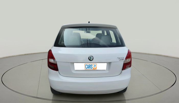 2011 Skoda Fabia ELEGANCE 1.2 MPI, Petrol, Manual, 1,19,095 km, exterior