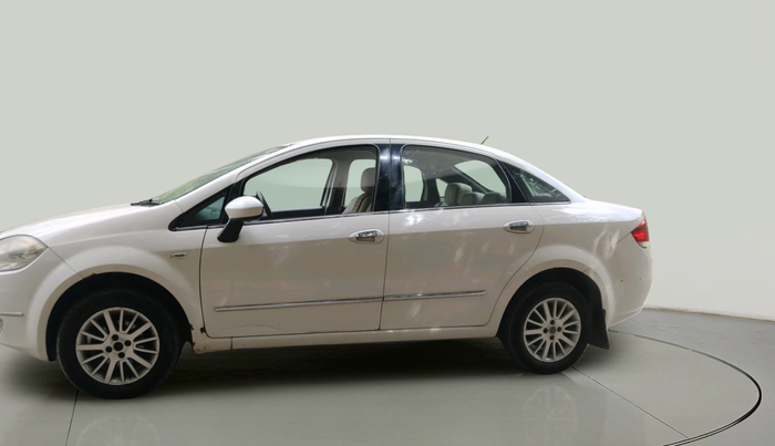 2010 Fiat Linea EMOTION 1.3, Diesel, Manual, 1,67,813 km, exterior