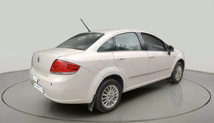 2010 Fiat Linea EMOTION 1.3, Diesel, Manual, 1,67,813 km, exterior