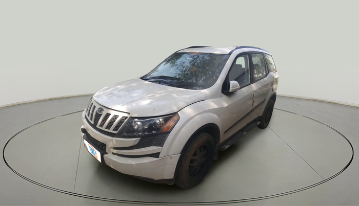 2014 Mahindra XUV500 W6, Diesel, Manual, 1,45,942 km, exterior