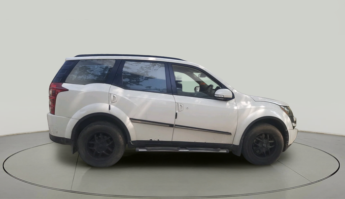 2014 Mahindra XUV500 W6, Diesel, Manual, 1,45,942 km, exterior