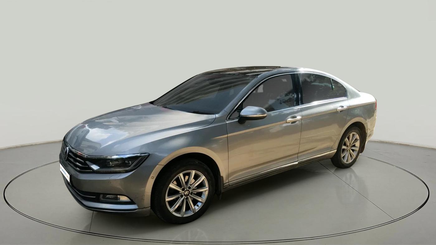 2018 Volkswagen Passat HIGHLINE DSG, Diesel, Automatic, 96,038 km, exterior