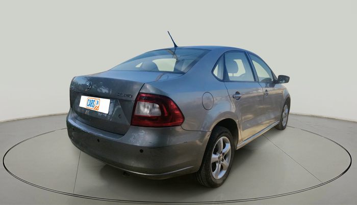 2014 Skoda Rapid ELEGANCE 1.6 TDI CR MT, Diesel, Manual, 48,017 km, exterior