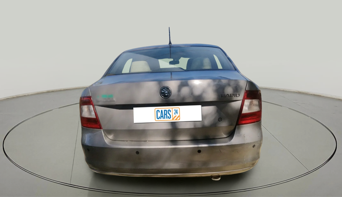 2014 Skoda Rapid ELEGANCE 1.6 TDI CR MT, Diesel, Manual, 48,017 km, exterior