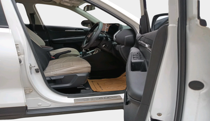 2020 KIA SONET HTK PLUS 1.0 IMT, Petrol, Manual, 39,376 km, interior