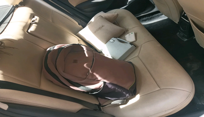 2018 Skoda Rapid AMBITION 1.5 TDI, Diesel, Manual, 56,152 km, interior