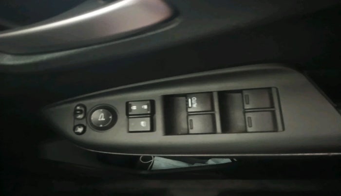 2017 Honda WR-V 1.5L I-DTEC VX MT, Diesel, Manual, 95,014 km, interior