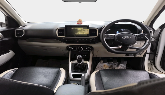 2022 Hyundai VENUE SX 1.5 CRDI, Diesel, Manual, 22,257 km, interior