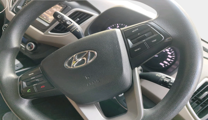 2017 Hyundai Creta SX 1.6 DIESEL, Diesel, Manual, 87,798 km, interior