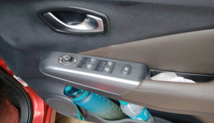 2019 Nissan Kicks XV PREMIUM O DUAL TONE DIESEL, Diesel, Manual, 82,113 km, interior