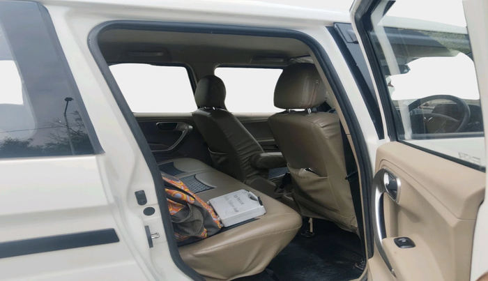 2023 Mahindra BOLERO NEO N10 R, Diesel, Manual, 79,661 km, interior