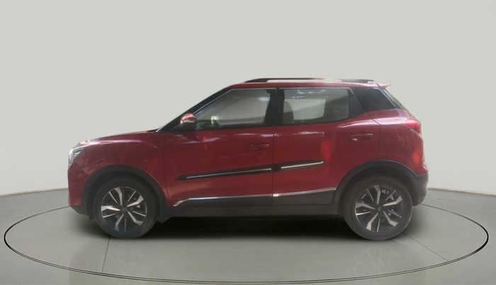 2022 Mahindra XUV300 W8 (O) 1.2 PETROL, Petrol, Manual, 47,974 km, exterior