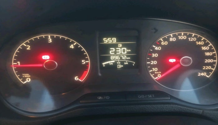 2014 Volkswagen Polo HIGHLINE1.5L, Diesel, Manual, 89,672 km, interior