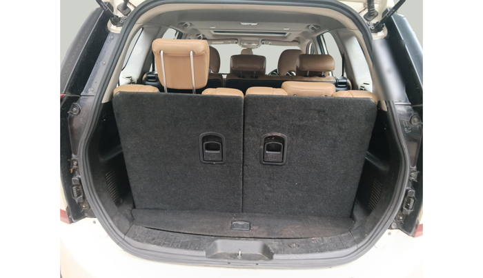 2020 Mahindra XUV500 W11, Diesel, Manual, 46,633 km, exterior