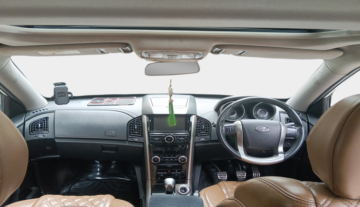 2020 Mahindra XUV500 W11, Diesel, Manual, 46,633 km, interior