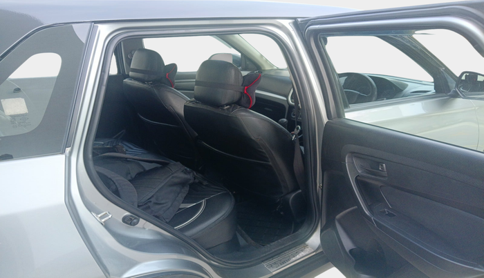 2022 Maruti Vitara Brezza LXI, Petrol, Manual, 21,728 km, interior