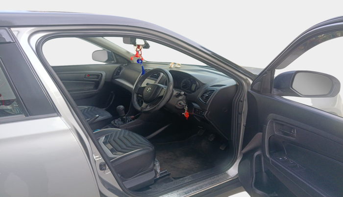 2022 Maruti Vitara Brezza LXI, Petrol, Manual, 21,728 km, interior