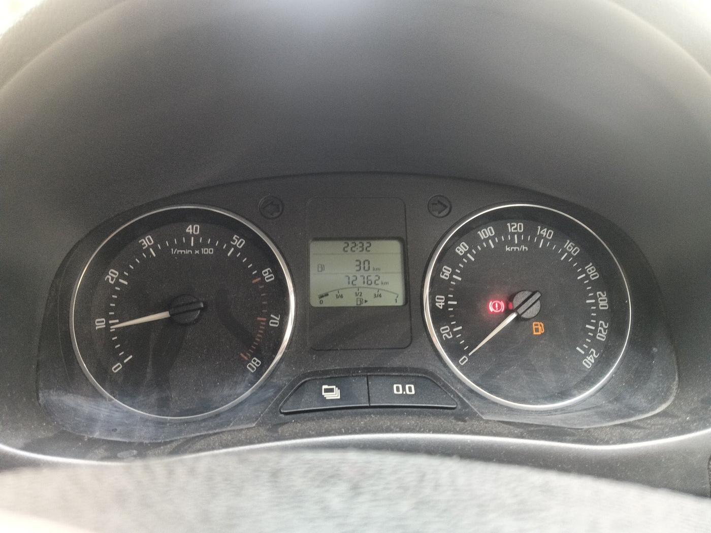 2011 Skoda Fabia ELEGANCE 1.2 MPI, Petrol, Manual, 75,001 km, interior