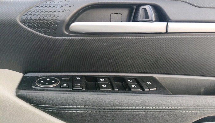 2022 KIA SONET HTX 1.0 IMT, Petrol, Manual, 43,337 km, interior