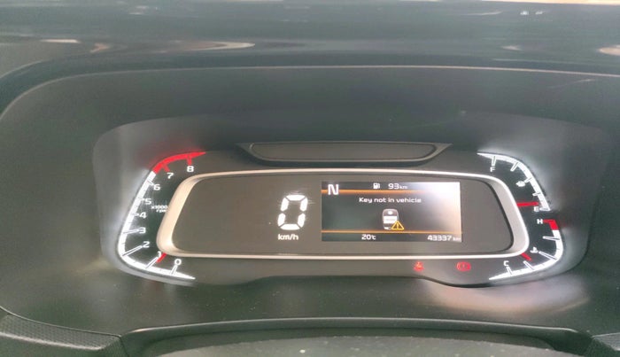 2022 KIA SONET HTX 1.0 IMT, Petrol, Manual, 43,337 km, interior