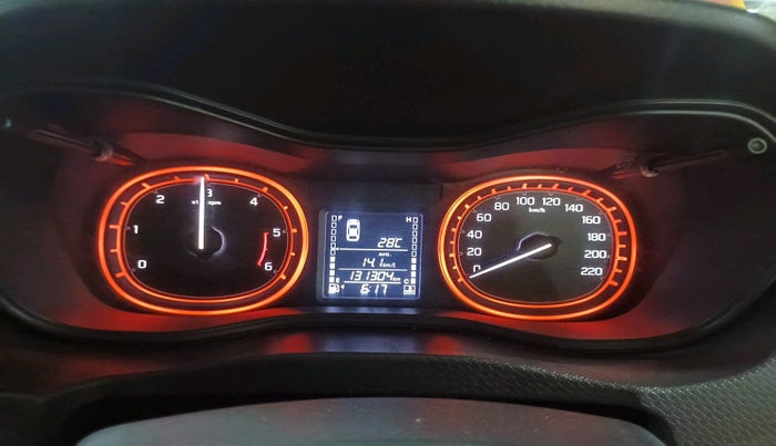 2016 Maruti Vitara Brezza ZDI PLUS, Diesel, Manual, 1,31,304 km, interior