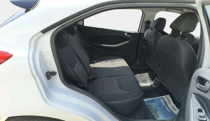 2017 Ford New Figo TITANIUM 1.2 PETROL MT, Petrol, Manual, 43,282 km, interior