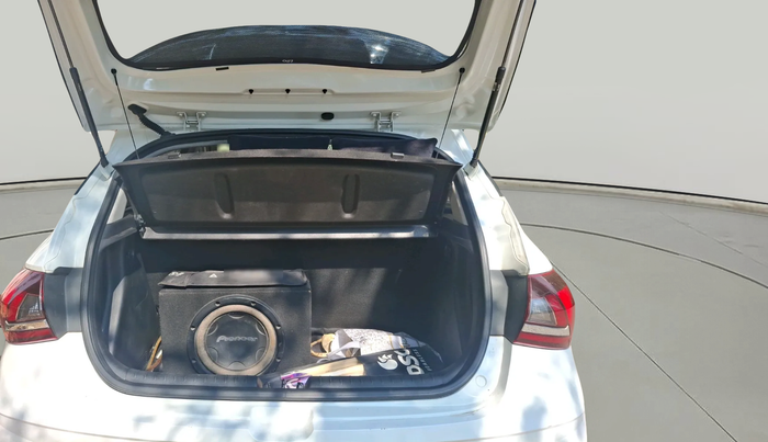 2021 Hyundai NEW I20 SPORTZ 1.5 MT, Diesel, Manual, 83,623 km, exterior