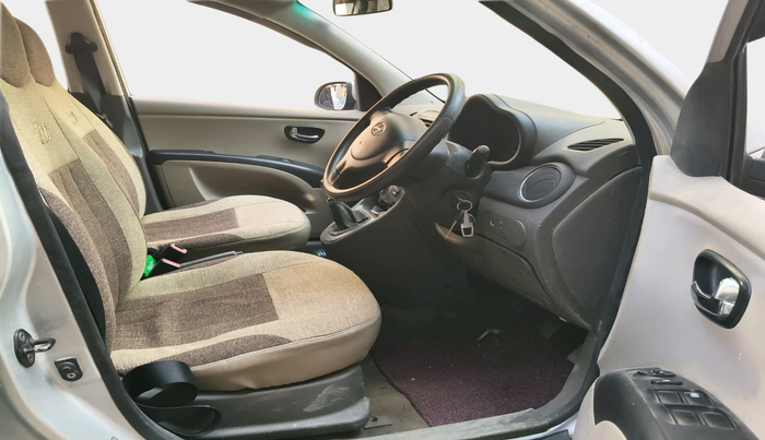 2011 Hyundai i10 MAGNA 1.2, Petrol, Manual, 32,013 km, interior