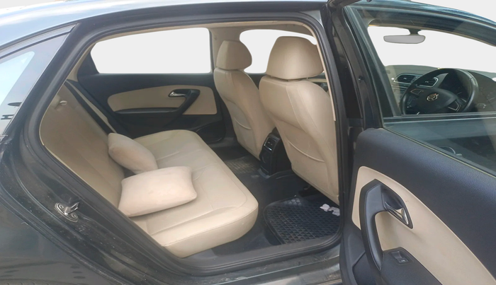 2017 Skoda Rapid 1.6 MPI STYLE PLUS AT, Petrol, Automatic, 69,140 km, interior