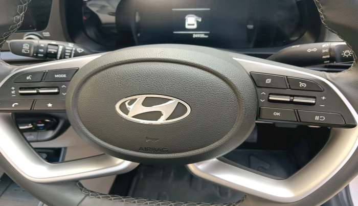 2025 Hyundai NEW I20 ASTA (O) 1.2 MT, Petrol, Manual, 24,935 km, interior