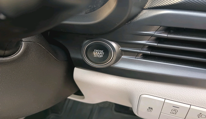 2025 Hyundai NEW I20 ASTA (O) 1.2 MT, Petrol, Manual, 24,935 km, interior